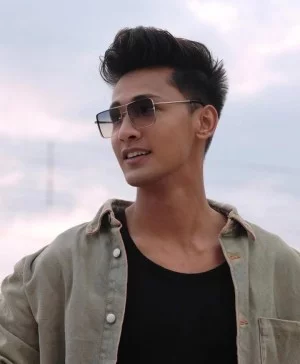 Aniket Pakhrin Lama
