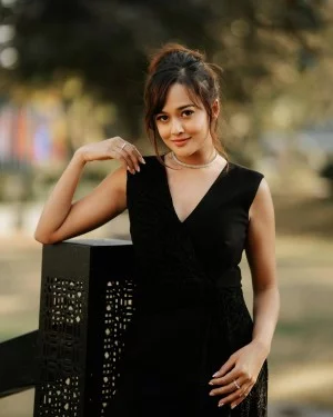 Divya Rayamajhi photo